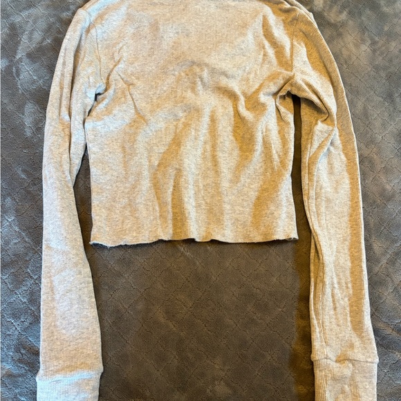 SKIMS Cotton rib long Sleeve Crop Henley - Picture 4 of 5